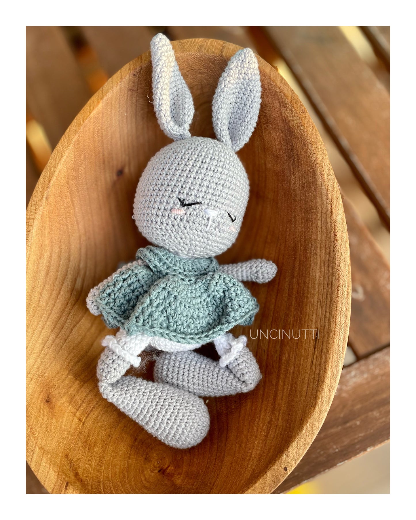 Leni The Bunny